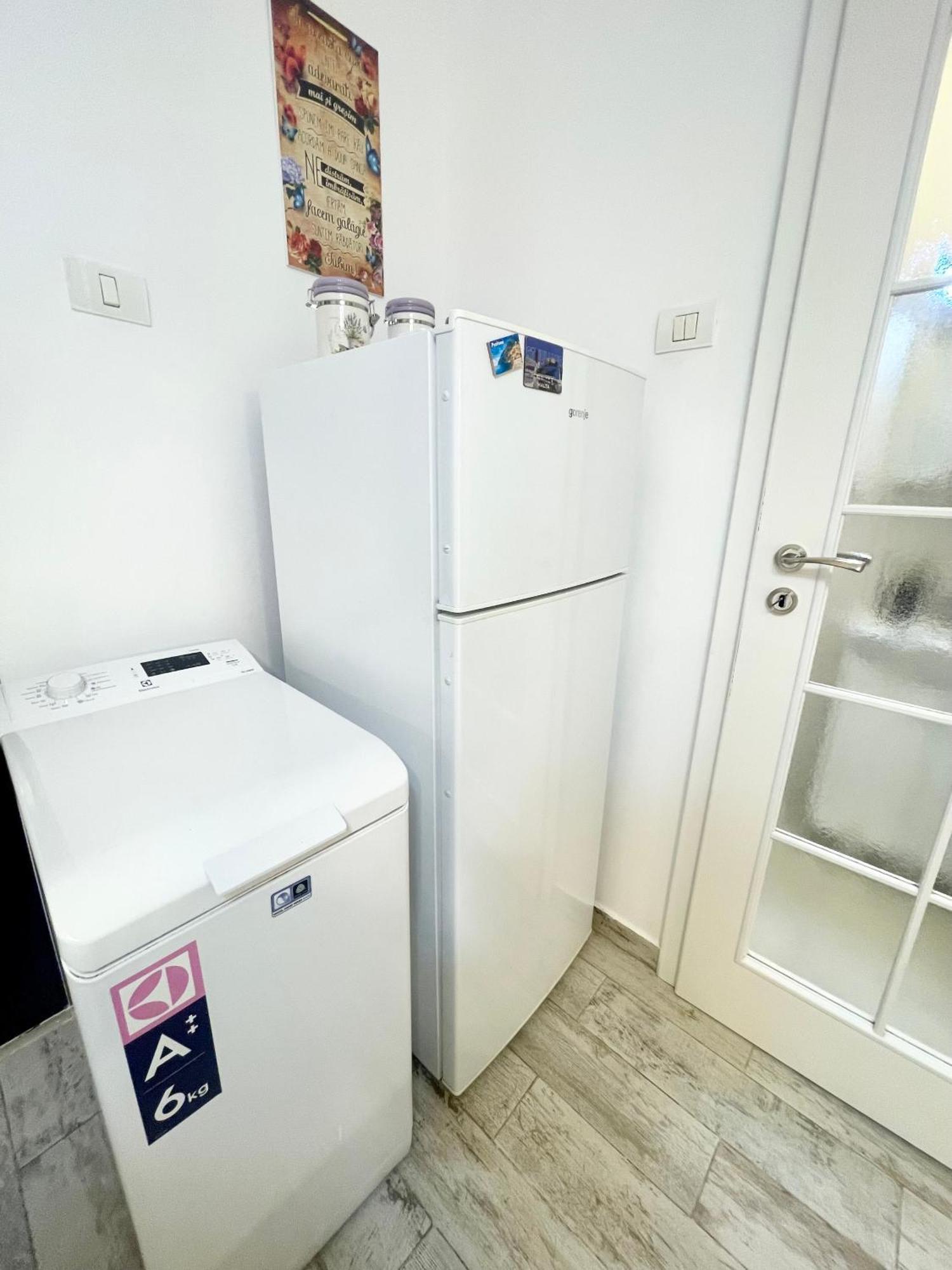 Appartement Prime 4 à Bucarest Extérieur photo
